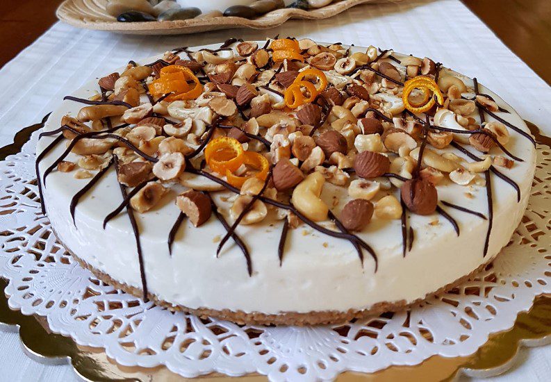 TORTA GELATO HELWA TAT-TORK